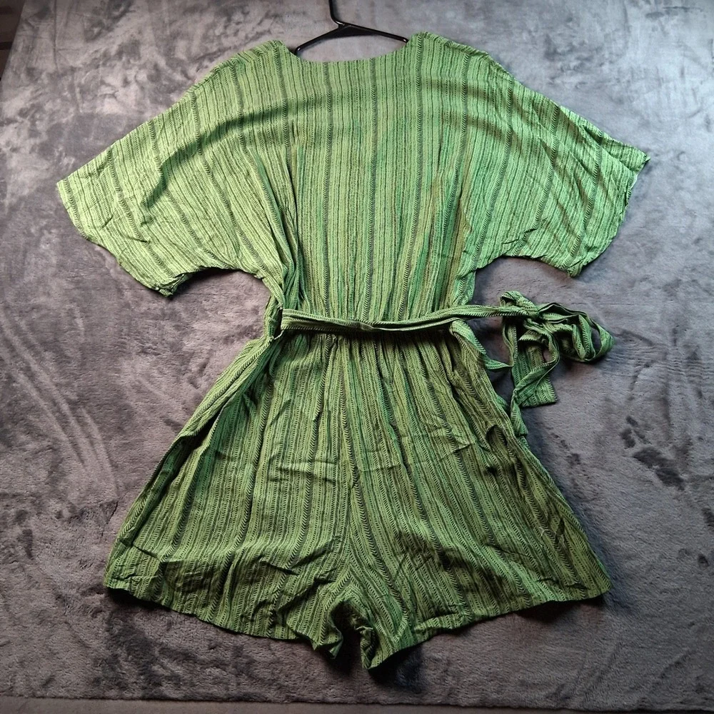 Cupshe lightweight green